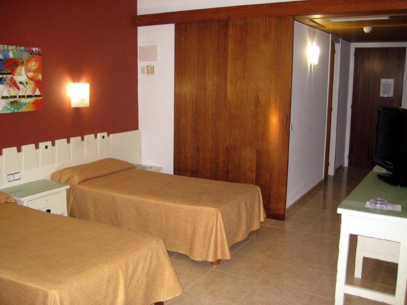 Hotel Arenal Sant Antoni de Portmany Esterno foto