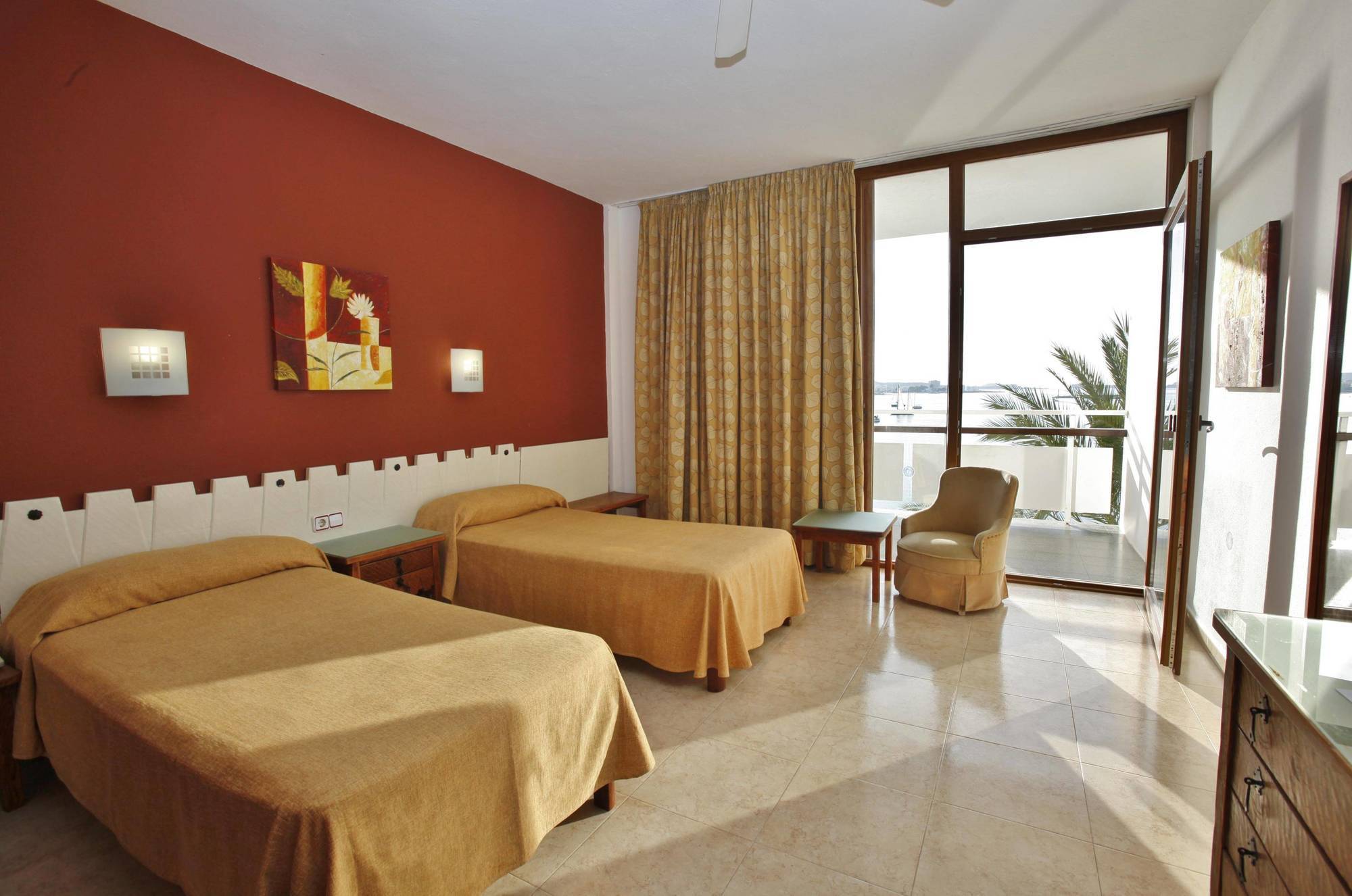 Hotel Arenal Sant Antoni de Portmany Esterno foto